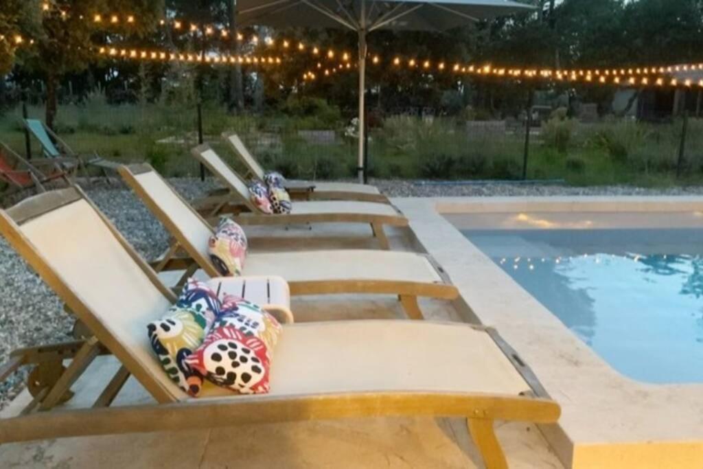 Gite Dans Les Pins Avec Piscine Villa Mazan Ngoại thất bức ảnh