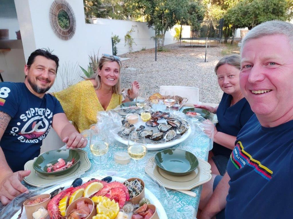 Gite Dans Les Pins Avec Piscine Villa Mazan Ngoại thất bức ảnh